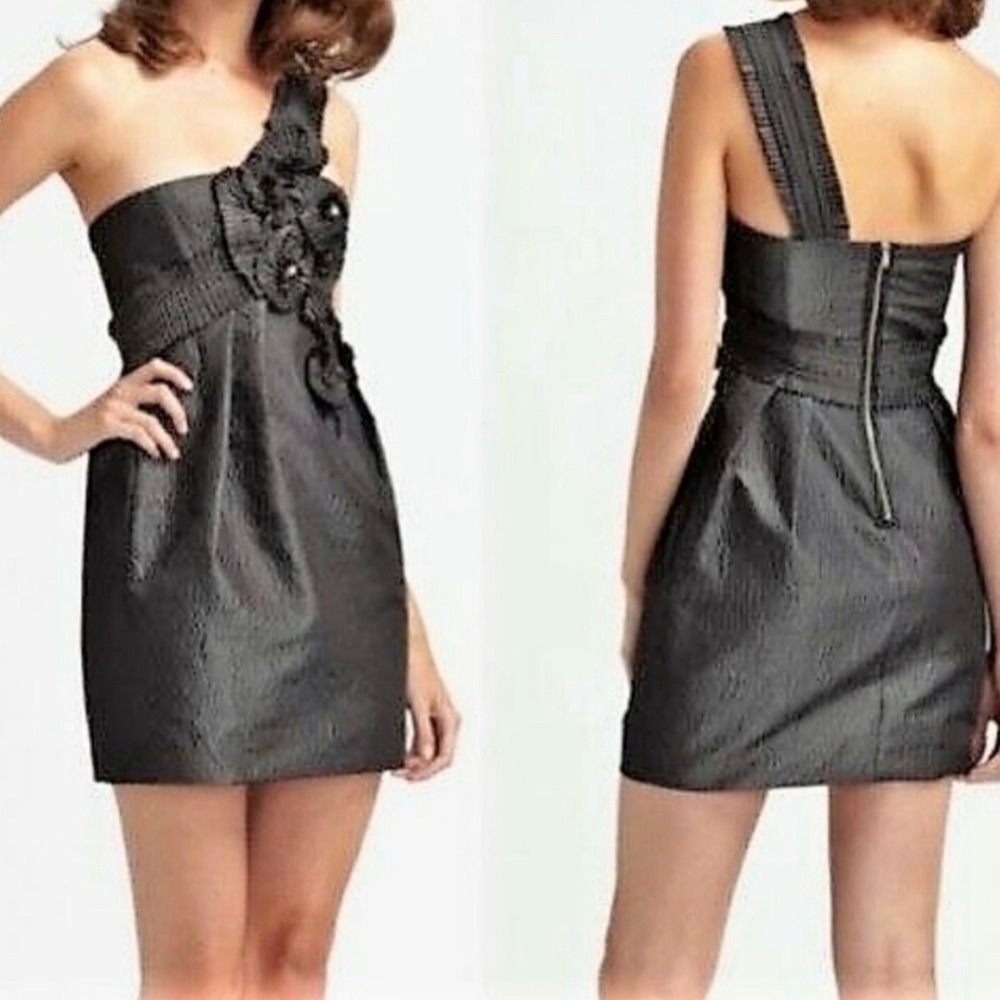 BCBGMAXAZRIA One Shoulder Floral Applique Cocktail Dress Gunmetal Black Womens 6